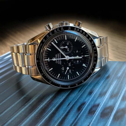 omega speedmaster 2001